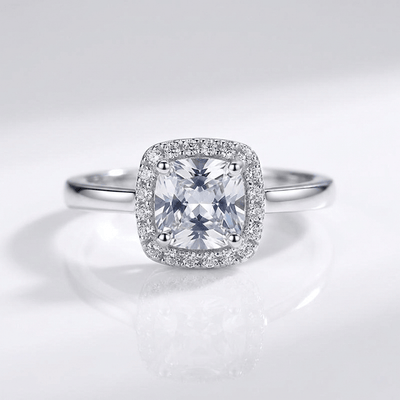 ZIRCONIA SILVER HALO RING