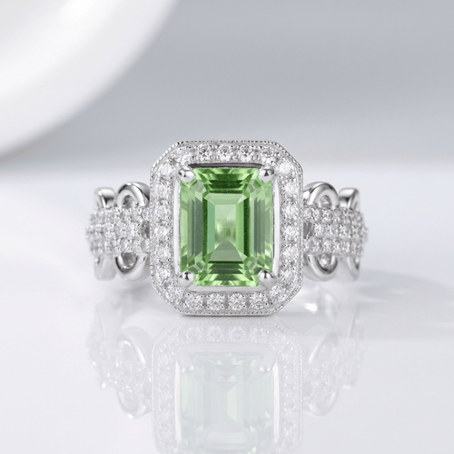 EMERALD HALO RING