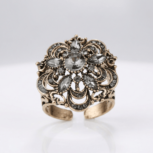 SILVER DIAMOND FLOWER BURST RING