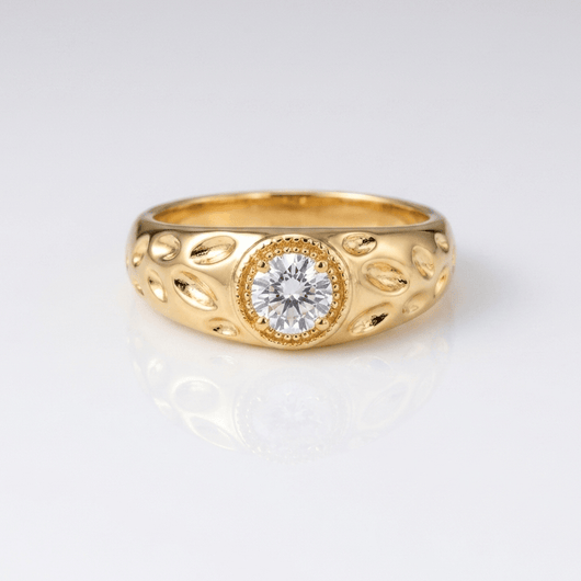 VINTAGE ZIRCONIA GOLD RING - (ADJUSTABLE)