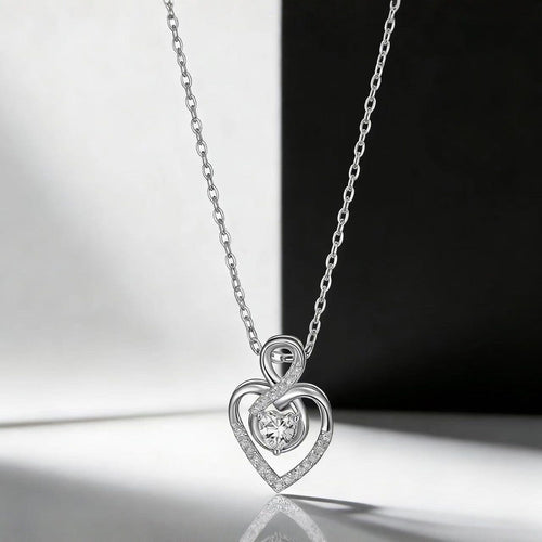 DANCING HEART ZIRCONIA NECKLACE